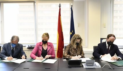 ADIF, PUERTO DE ALGECIRAS, APL Y RAIL&TRUCK FIRMAN UN PROTOCOLO PARA LA PUESTA EN SERVICIO DE LA AUTOPISTA FERROVIARIA ALGECIRAS-ZARAGOZA